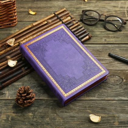 Victoria's Journals Тефтер Old Book А5 лилав, V1179