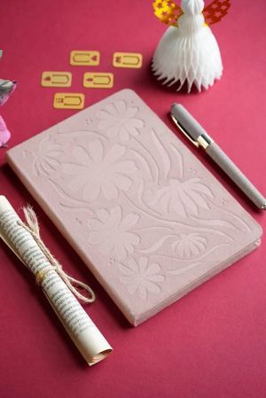 Victoria's Journals Тефтер Velvet - пепелно розов, V1252072