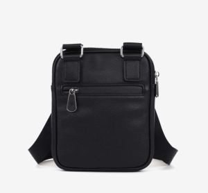 YNot Кожена чанта през рамо - черна, PRO027